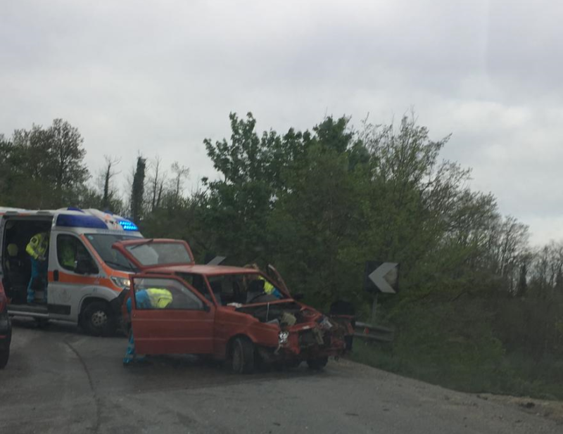 Rallentamenti sulla SP 408 a causa di un incidente