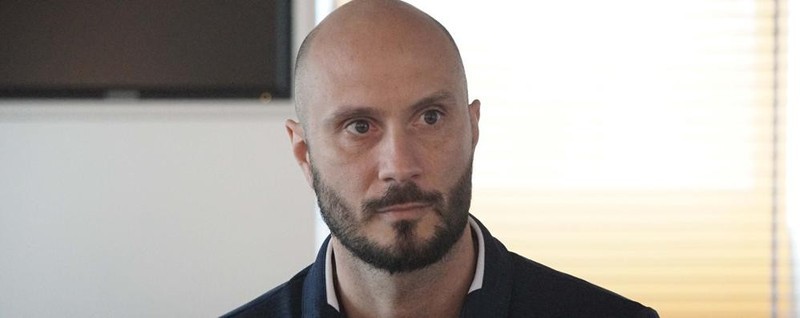 Emma Villas, tra i due litiganti, ecco Spanakis