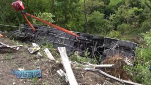 Incidente sulla Siena-Firenze, arrestato l'autista del bus