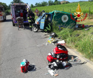 Incidente a un motocarro sulla Sp 68: due feriti