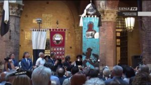 Dalle 18.15 in diretta su Siena Tv la presentazione del drappellone di Milo Manara