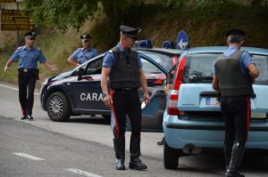 Truffa dello specchietto ad un turista tedesco, nei guai un 34enne