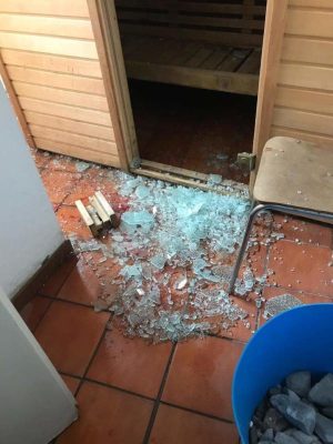 Esplode la porta della sauna, ferito Silvano Mulas