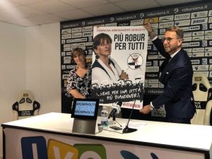 Lanciata la campagna abbonamenti "Pi&ugrave; Robur per tutti". La Durio ci mette la faccia.