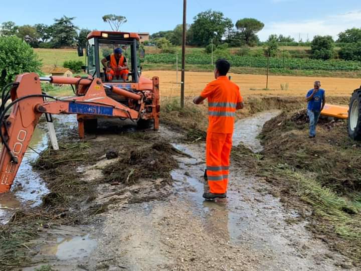 Maltempo: 35 interventi effettuati dai Vigili del Fuoco
