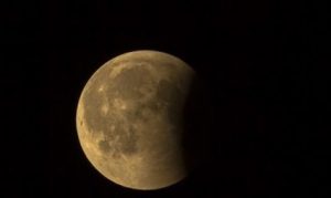 Guarda che Luna. Appuntamento in Fortezza per osservare l'eclisse parziale