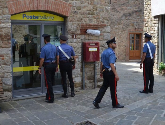 La truffa del bancomat arriva a Siena. La vittima &egrave; una donna di 75 anni di San Casciano dei Bagni