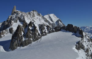 Precipitano dal Monte Bianco, muore donna di Montalcino