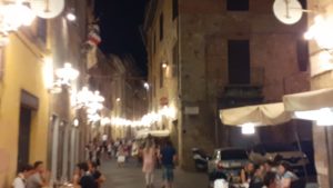 Violenta rissa in Camollia, intervengono i carabinieri