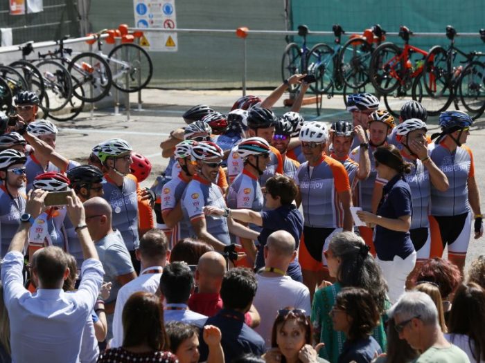 E' partita da Siena l&rsquo;avventura GSK &ldquo;Ride for Joy&rdquo;: una corsa in bici per Dynamo Camp