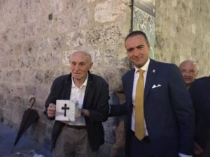 La Contrada dell'Aquila ripristina la pietra di Niccol&ograve; Borghesi ai Quattro Cantoni
