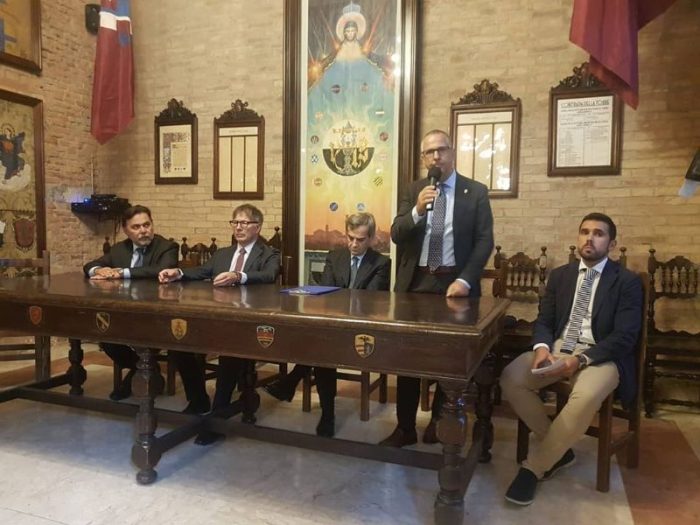 Allarme sicurezza Salicotto, le istituzioni incontrano i cittadini: "Noi ci siamo"