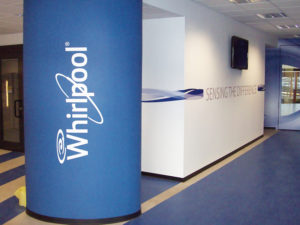 Whirlpool, il 31 ottobre stop alla produzione del sito di Napoli