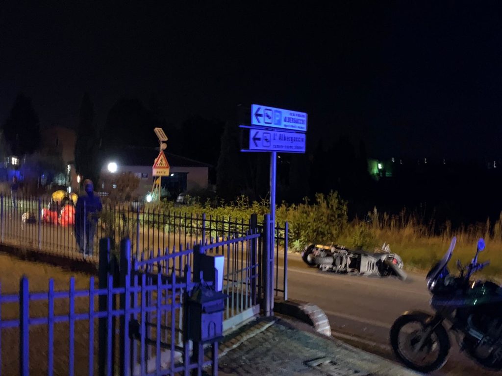 Tragico incidente stradale alla Coroncina: muore un 60enne a bordo di uno scooter