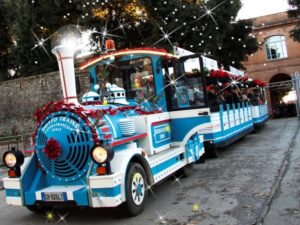 Natale a Siena: da domani al via il "Paese dei divertimenti", Il Villaggio di Natale" e il trenino