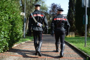 Violenza e maltrattamenti in famiglia, allontanato 32enne