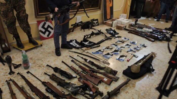 Inchiesta su estremisti di destra, gip di Firenze contesta aggravante terrorismo a Chesi