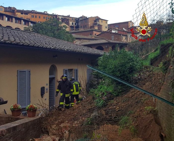 Maltempo, si aspetta l'intervento di messa in sicurezza in via del Costone