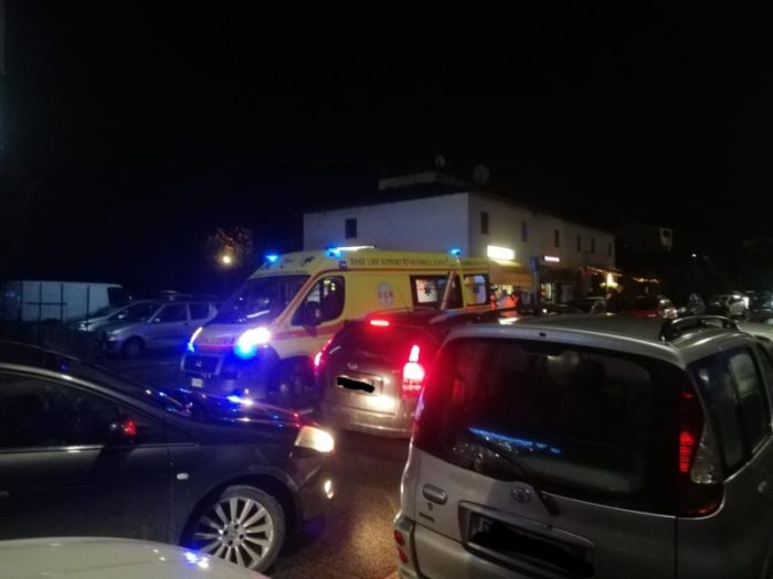 Pedone investito sulle strisce in via Fiorentina