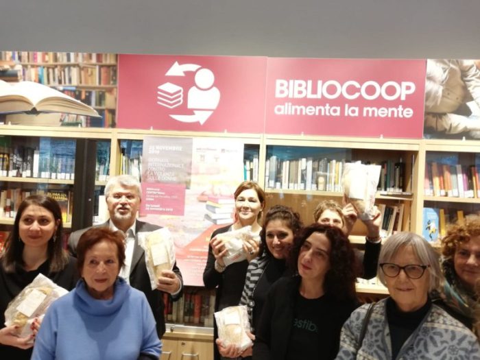&ldquo;25 libri per il 25 novembre&rdquo; alla biblioCoop del centro Siena per sensibilizzare sul fenomeno della violenza di genere