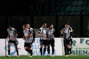 Robur selezionato acquirente. “3 uomini e una gamba”: stagione odissea come nel film