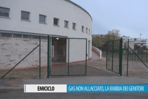 Asilo all'emiciclo, il gas non &egrave; allacciato: la rabbia dei genitori