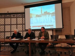 Diciassette storie, un'unica storia. Passeggiate d'autore nelle Contrade di Siena