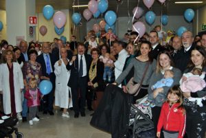 Natale alle Scotte, festa per i 1000 nuovi nati del 2019