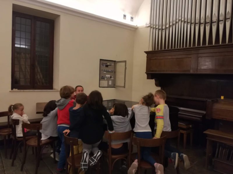 Cantare insieme per conoscere la tradizione e imparare a sperimentare. Parte il coro per ragazzi del Community HUB