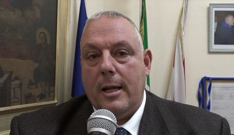 Offese su Facebook al sindaco di Grosseto, multato docente Università di Siena