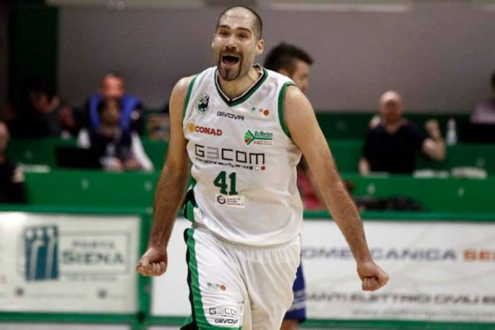 Chiacig: "Sempre bello vestire la maglia Mens Sana, sia in Serie A che in Promozione"