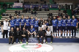Handball Siena cede contro Bolzano in finale con il punteggio di 29-32.