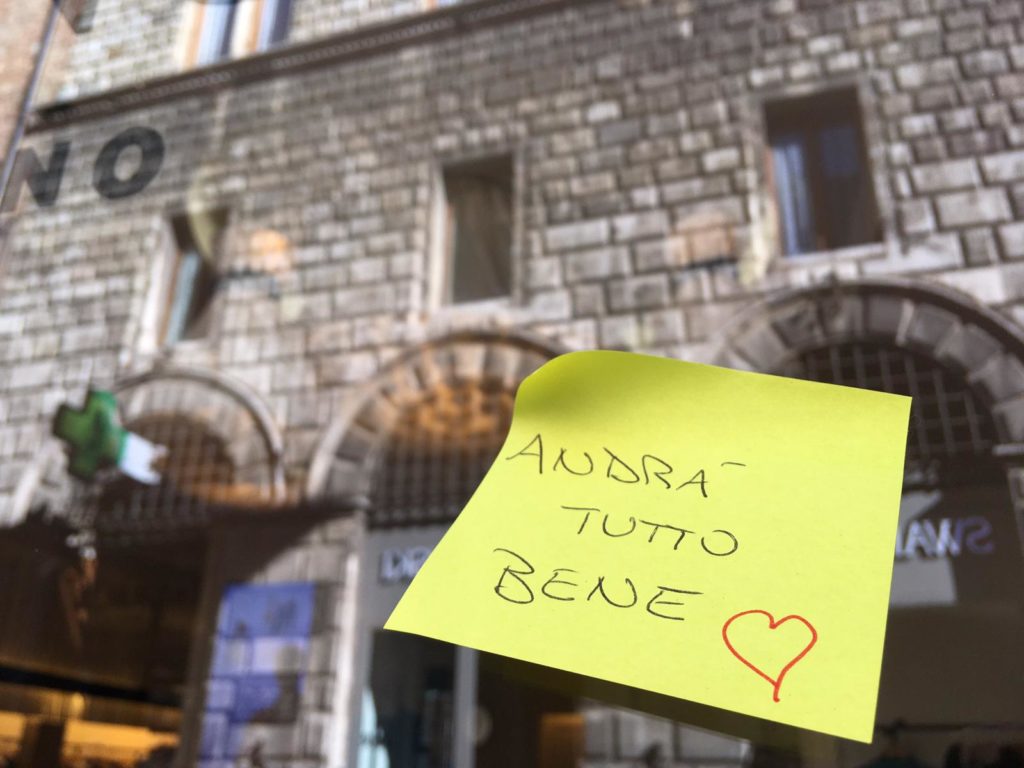 "Andr&agrave; tutto bene": Siena unita nell'emergenza coronavirus