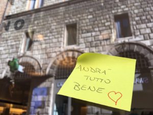 "Andr&agrave; tutto bene": Siena unita nell'emergenza coronavirus