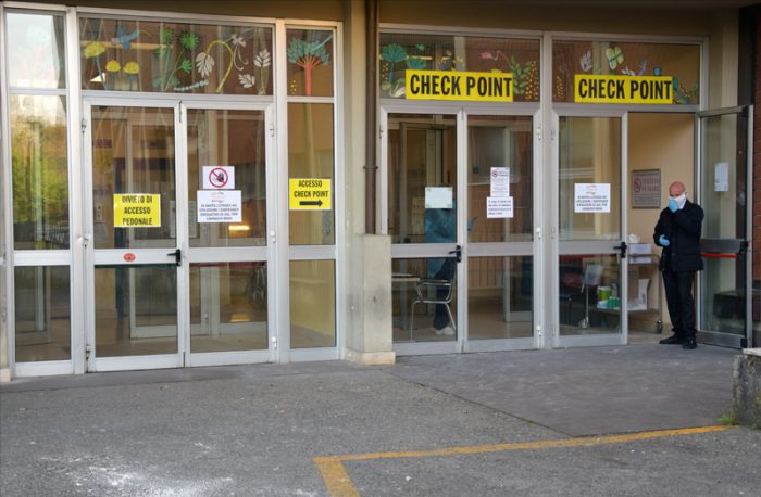 Coronavirus: A "Le Scotte" un nuovo check point all'ingresso del lotto 4