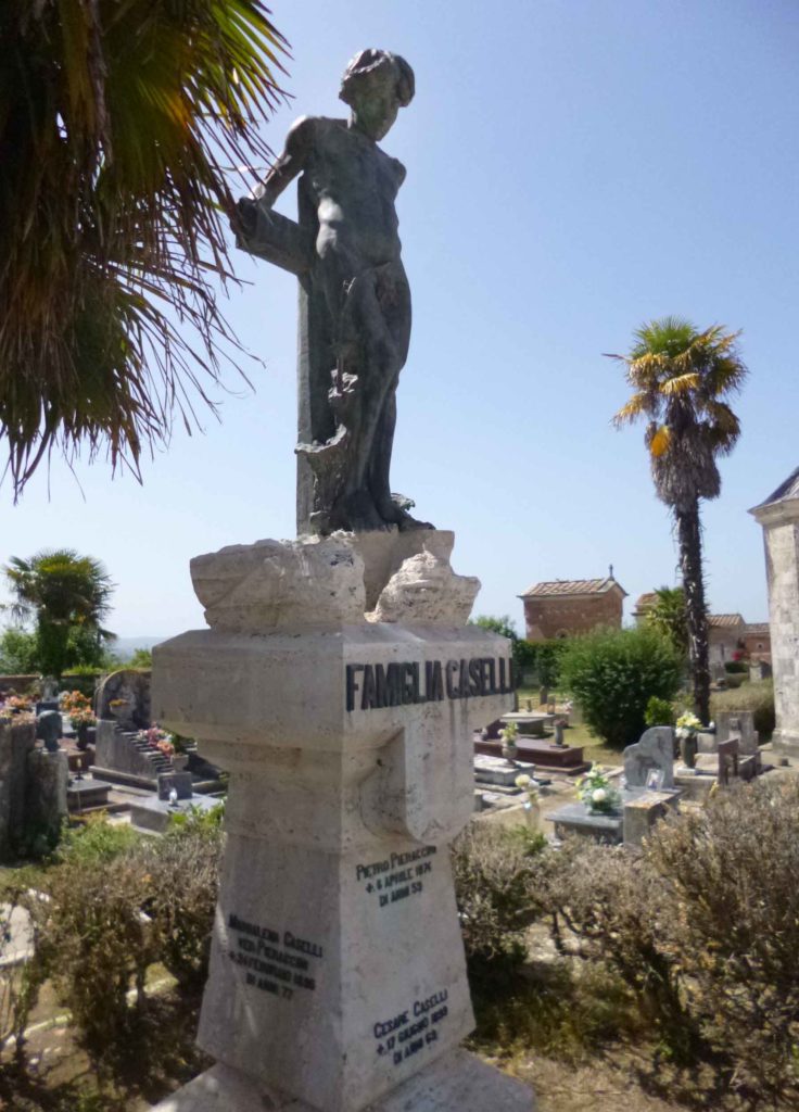 Restaurati il monumento Caselli e la tomba di Federigo Tozzi