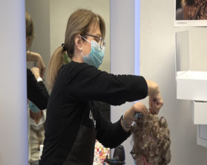 Parrucchieri e centri estetici: la ripartenza. In onda questa sera il rilievo di Siena Tv