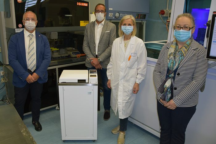 Rivali, ma unite nella solidariet&agrave;: Civetta e Leocorno donano un'autoclave alle Scotte