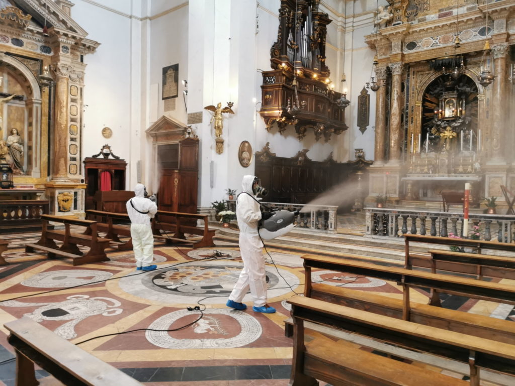 Sanificate ed igienizzate le chiese di Santa Maria in Provenzano e San Niccol&ograve; al Carmine