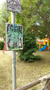 Vandalizzati i nuovi giochi per bambini nel passaggio Calamandrei a San Miniato