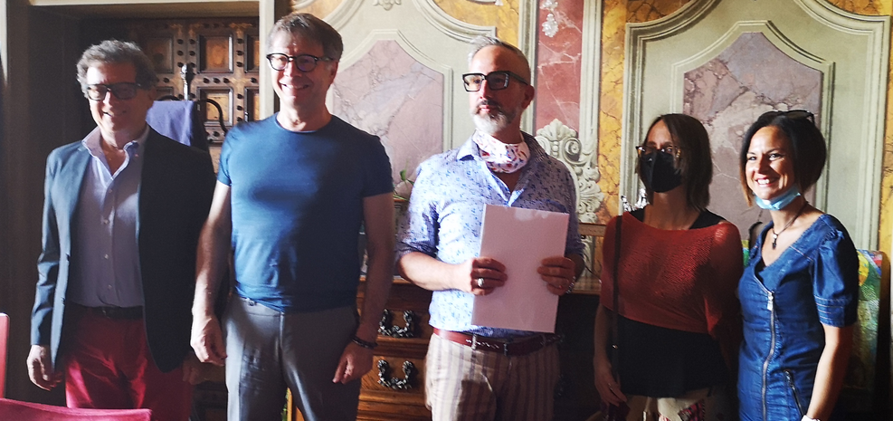 Docenti precari, le richieste del documento condiviso col Comune. De Mossi: "Sostegno ai professori"