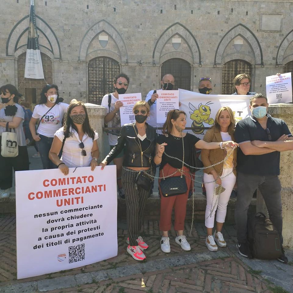 Rischio protesti, De Mossi scrive a Conte: "Nessuno merita di perdere lavoro e dignità per una colpa non sua"