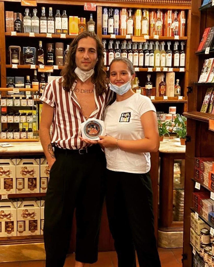 Il panpepato senese conquista anche Damiano dei M&aring;neskin