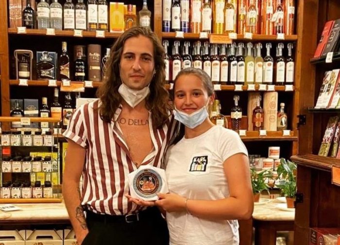 Il panpepato senese conquista anche Damiano dei M&aring;neskin