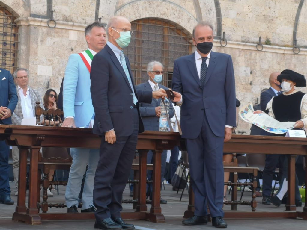 La sanit&agrave; senese premiata con il Mangia d'Oro