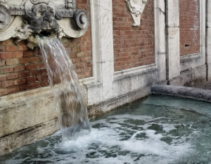 L'acqua torna a sgorgare dalle fontane della Fortezza Medicea