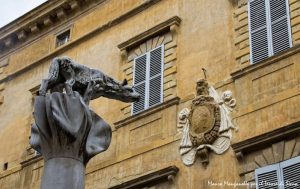 Il Comune concede all'Aquila la lupa di Piazza Postierla