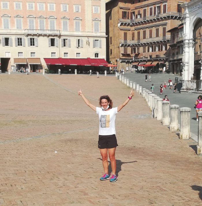 La ciclista pi&ugrave; veloce del mondo arriva in Piazza del Campo