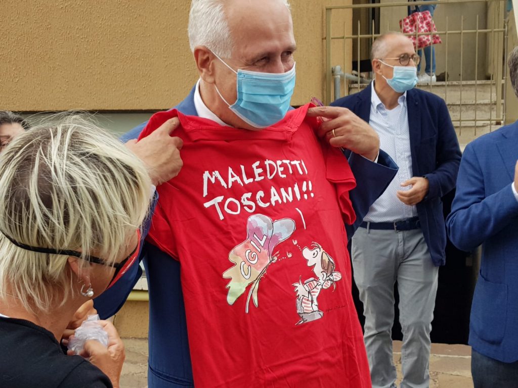 Giani, primo giorno da governatore coi lavoratori della Rcr di Colle di Val d'Elsa