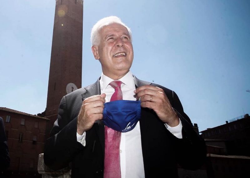 Trasporto scolastico, Giani: "Orari di ingresso scaglionati per evitare assembramenti sui bus"